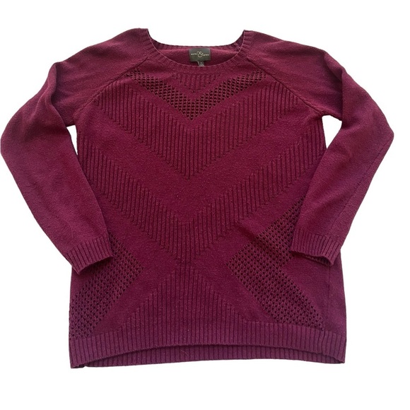Market & Spruce Crew Neck Sweater with Design Elements in Wine Size Medium - Picture 1 of 5